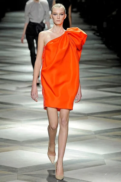 Look 6